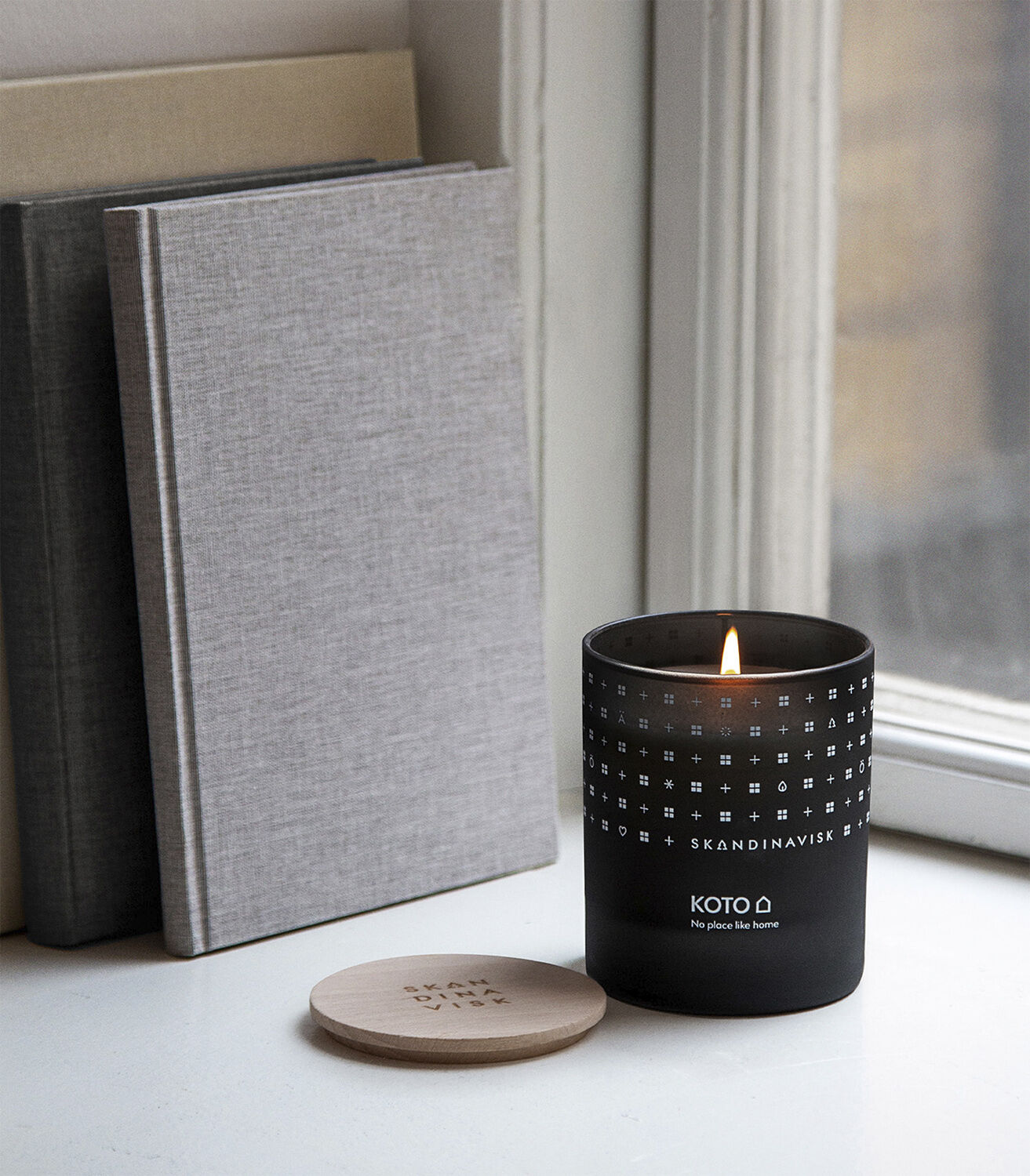 KOTO Scented Candle w Lid 200g