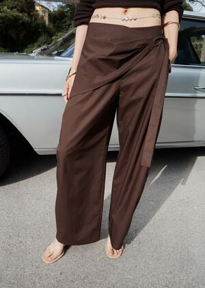 Straight-leg trousers with detachab