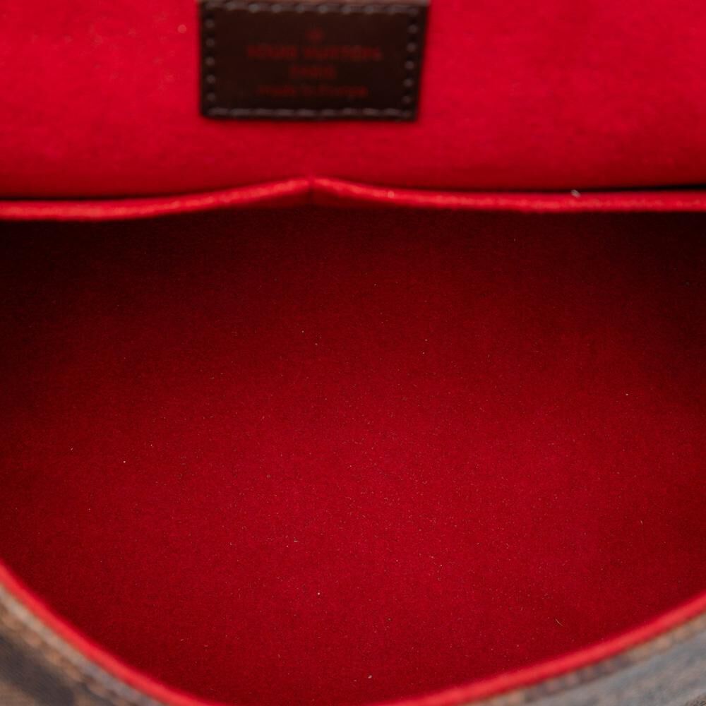 Louis Vuitton Shoulder Bags