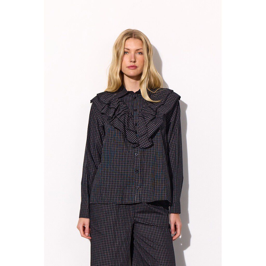 L&aring;ng&auml;rmade blusar