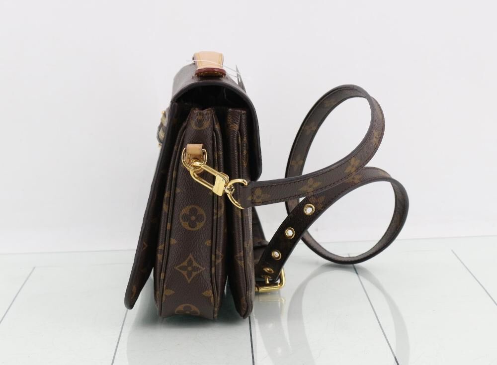 Louis Vuitton Pochette M&eacute;tis
