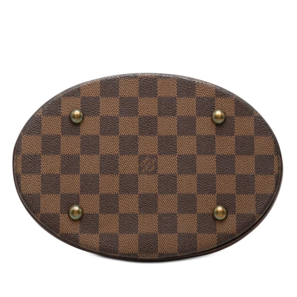 Louis Vuitton Marais