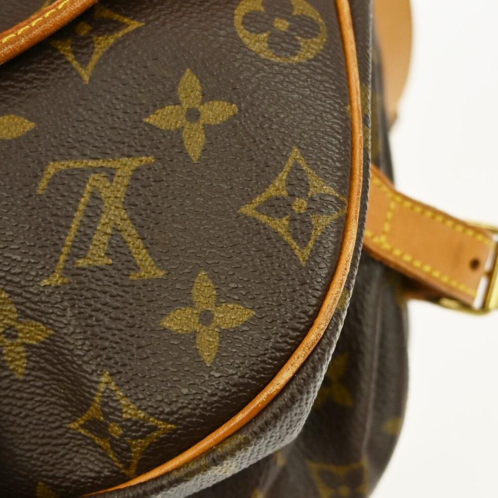 Louis Vuitton Saumur