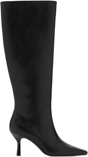 High heel boots
