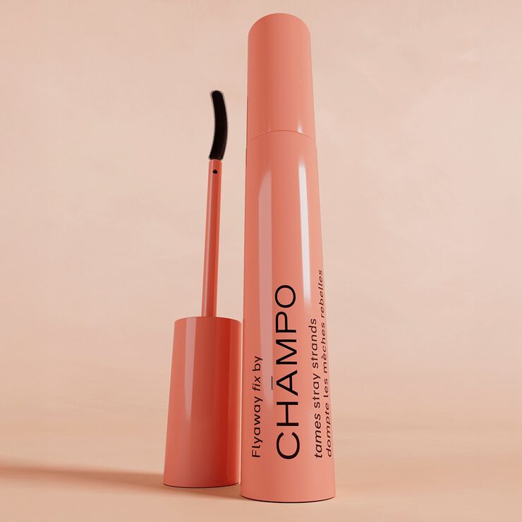 Flyaway fix - styling av ostyrigt hår