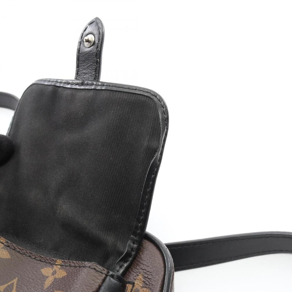 Louis Vuitton Shoulder Bags