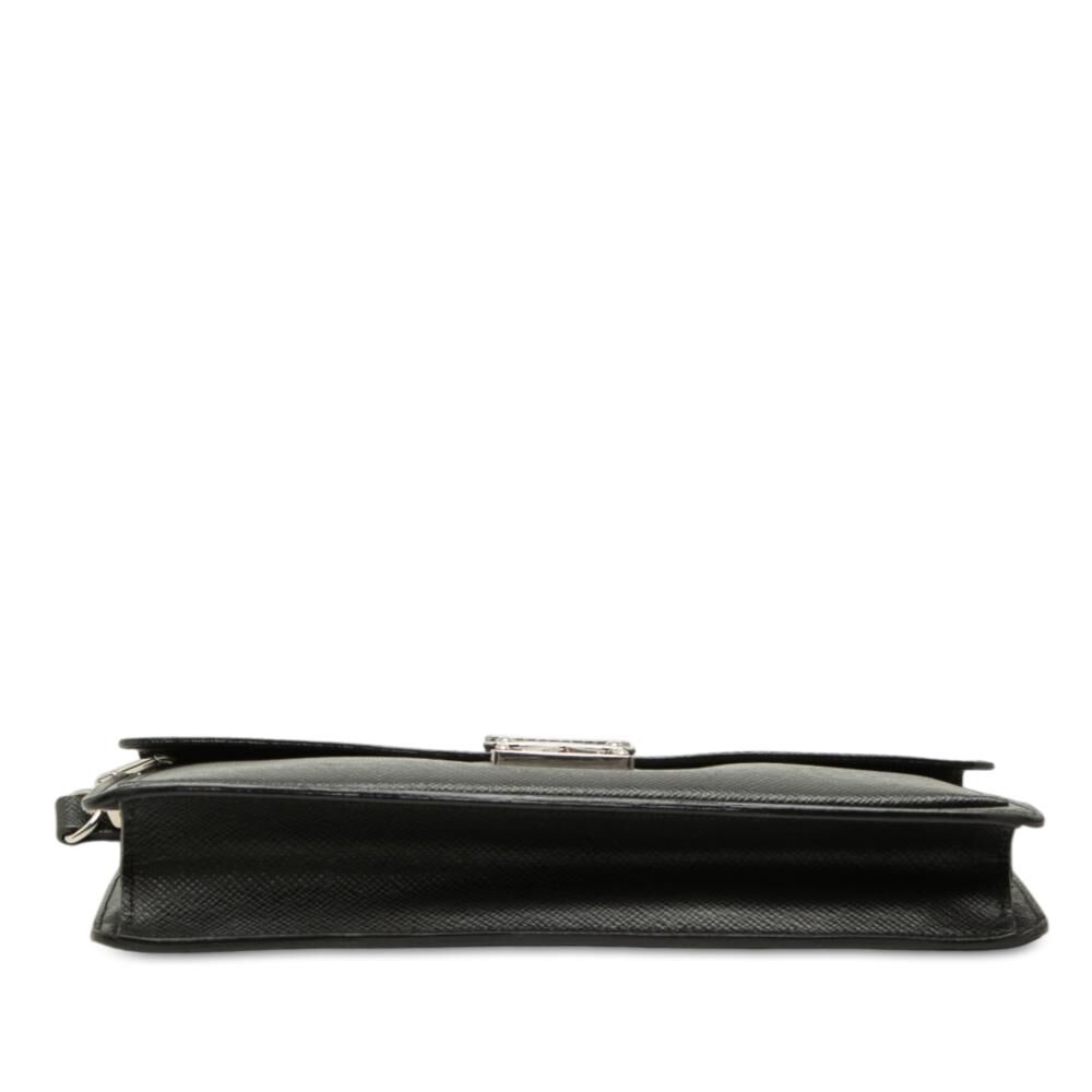 Louis Vuitton Clutch