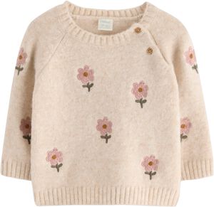 Sweater knitted flower
