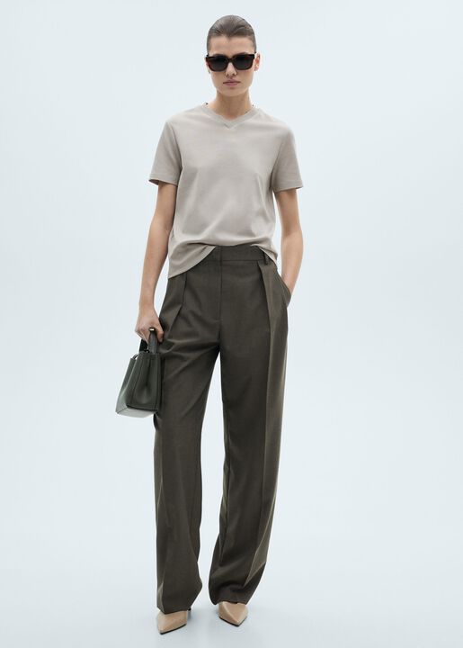 V-neck cotton T-shirt