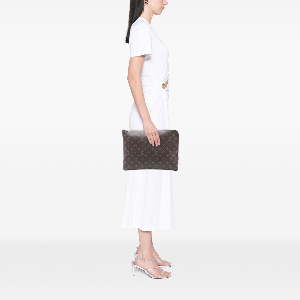 Louis Vuitton Clutch