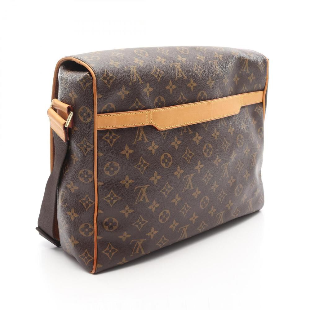Louis Vuitton Shoulder Bags