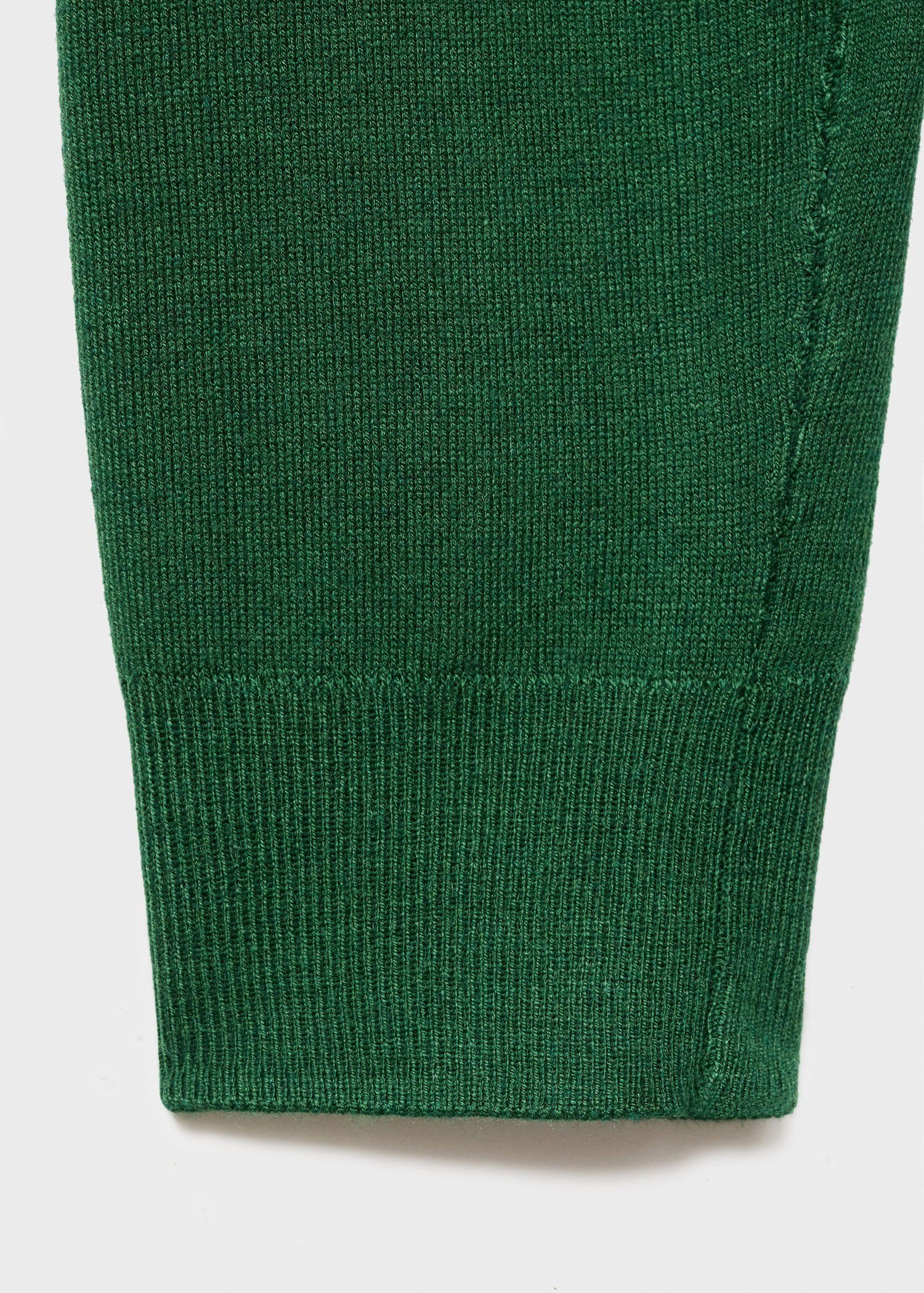 Fine-knit crew-neck sweater