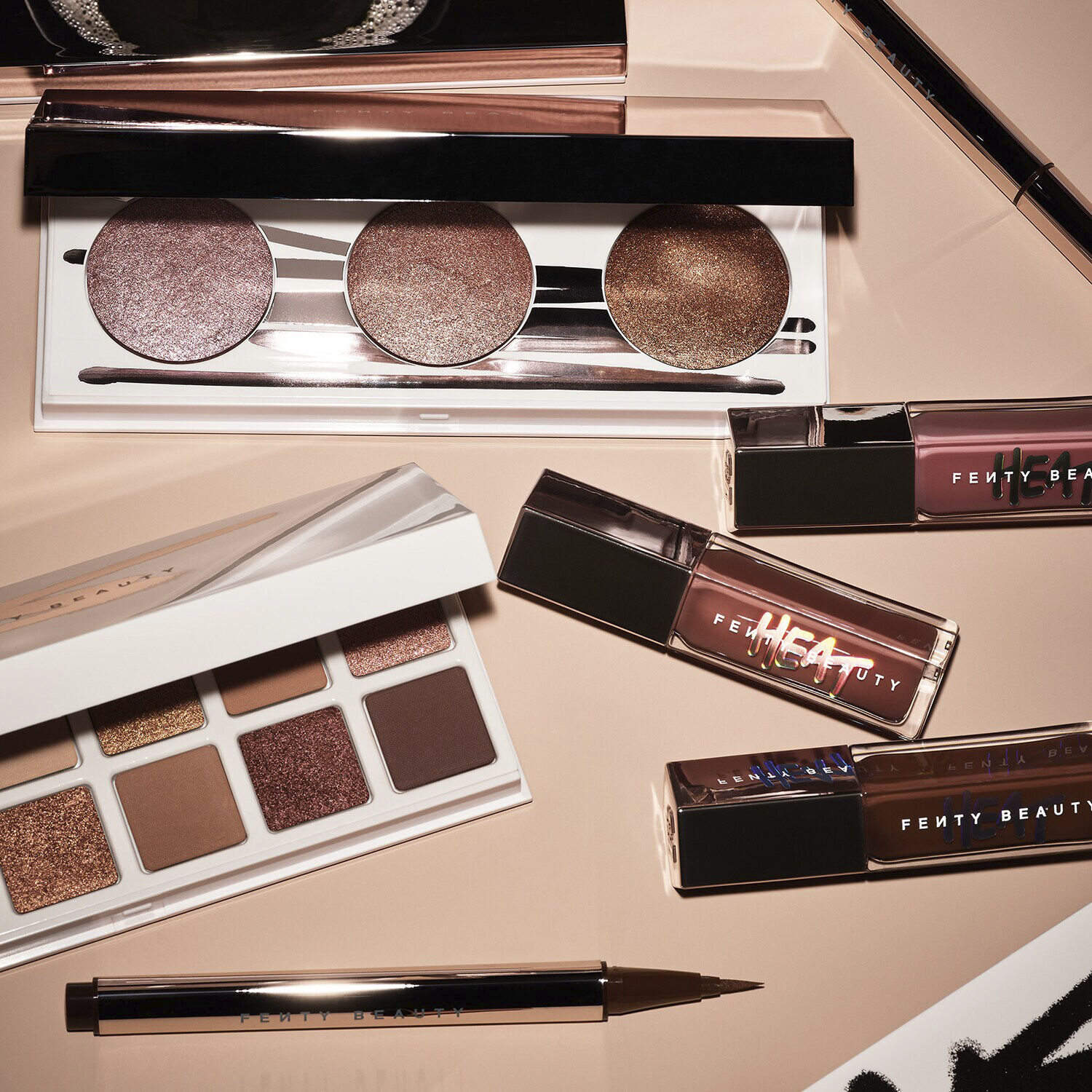 Flyliner - Longwear Liquid Eyeliner