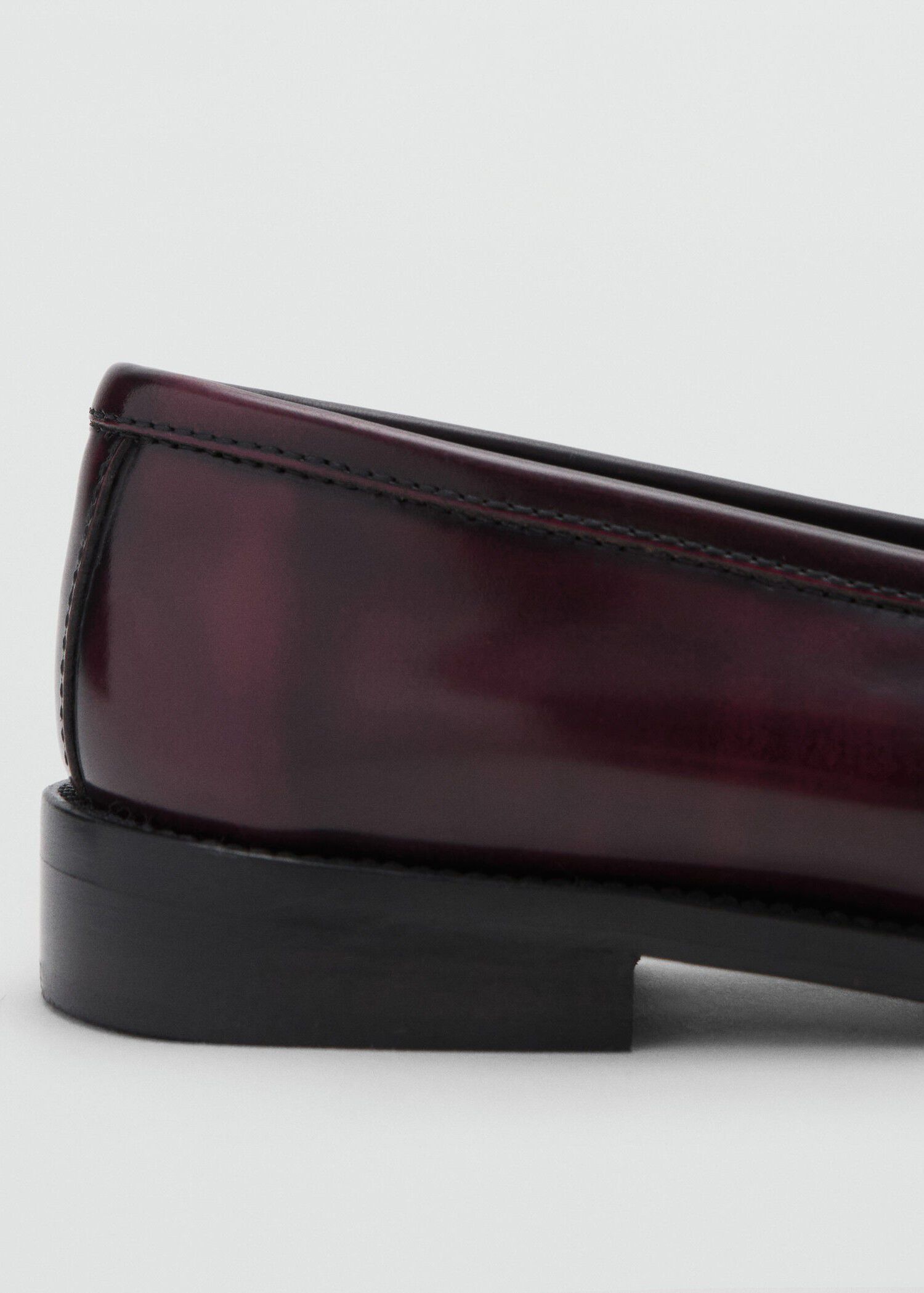 Gathered leather moccasin