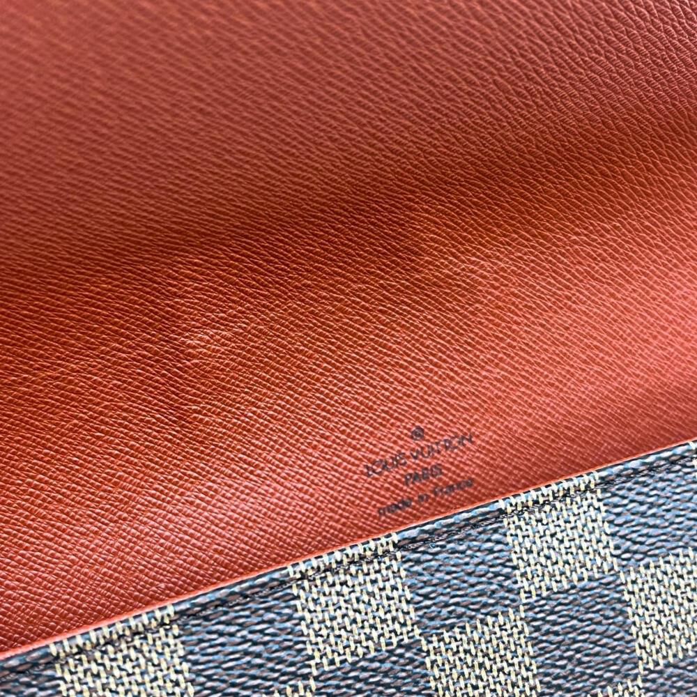 Louis Vuitton Shoulder Bags