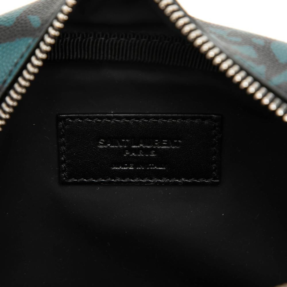Yves Saint Laurent Pouch