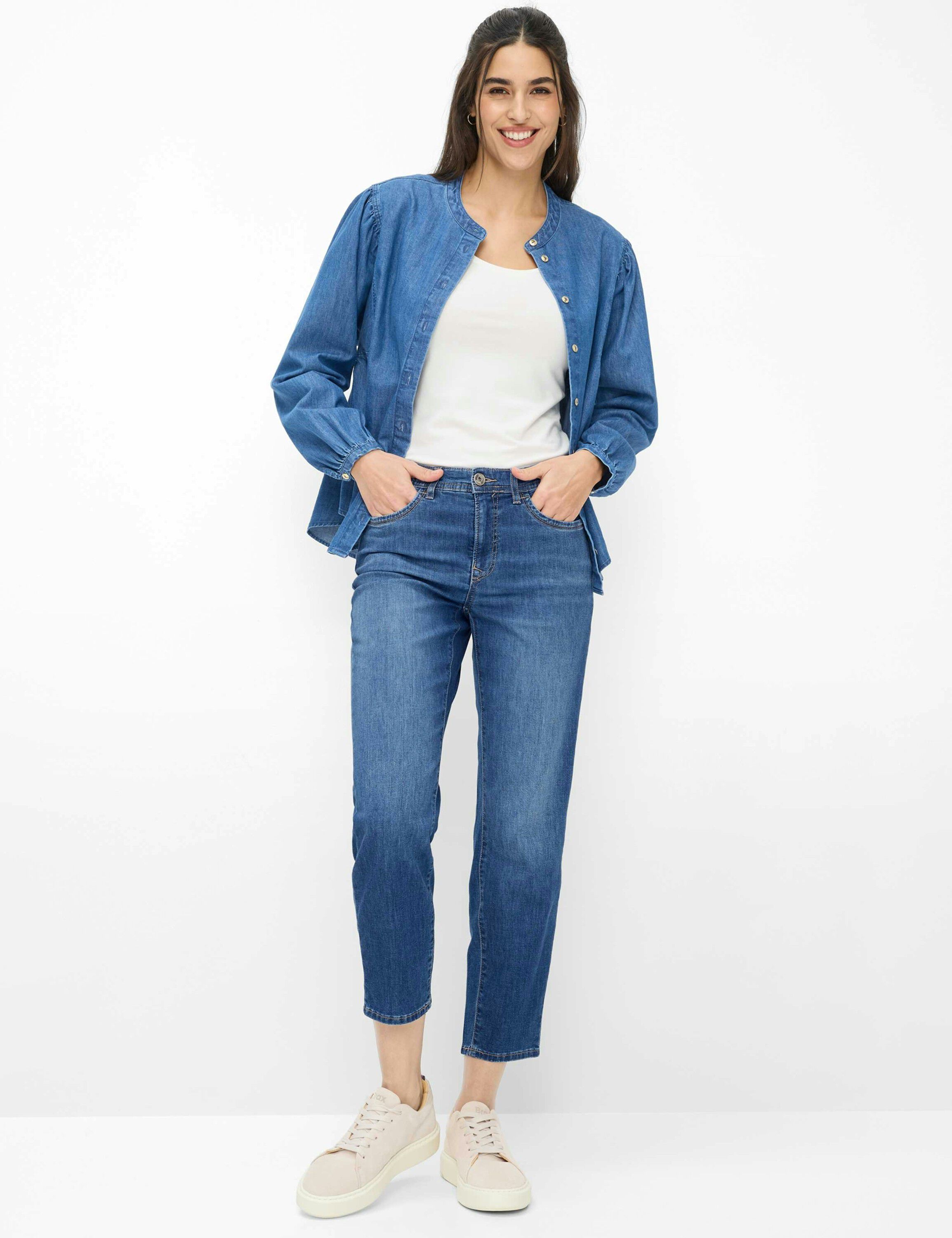 STYLE. CAROLA S