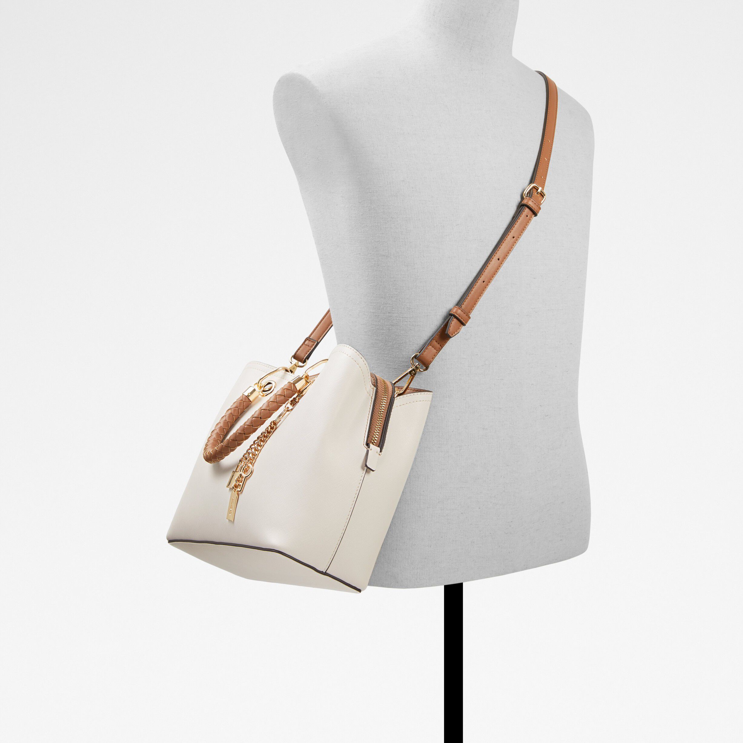 LOTHYCAN SATCHEL