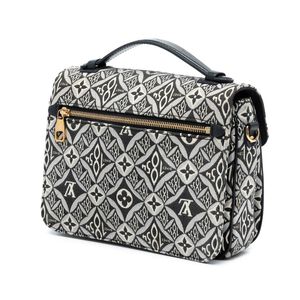 Louis Vuitton Pochette M&eacute;tis