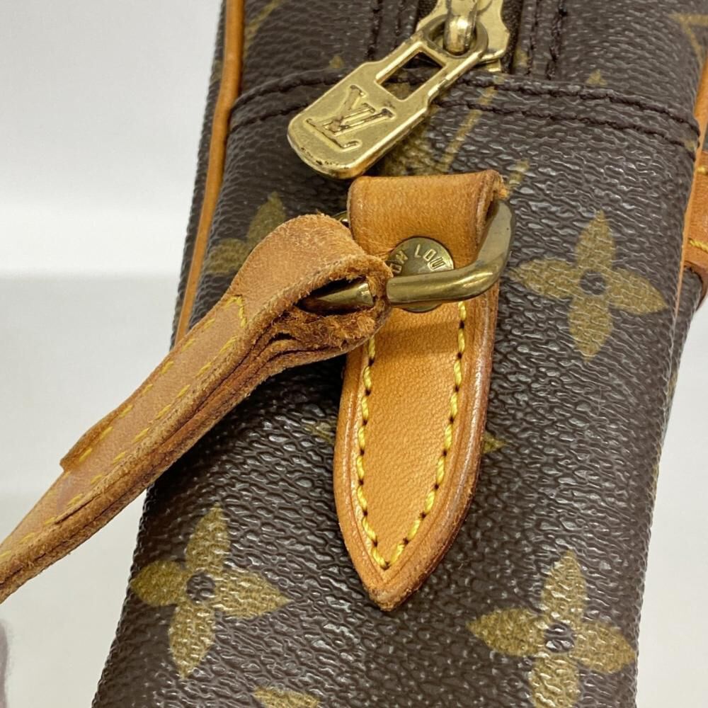 Louis Vuitton Shoulder Bags