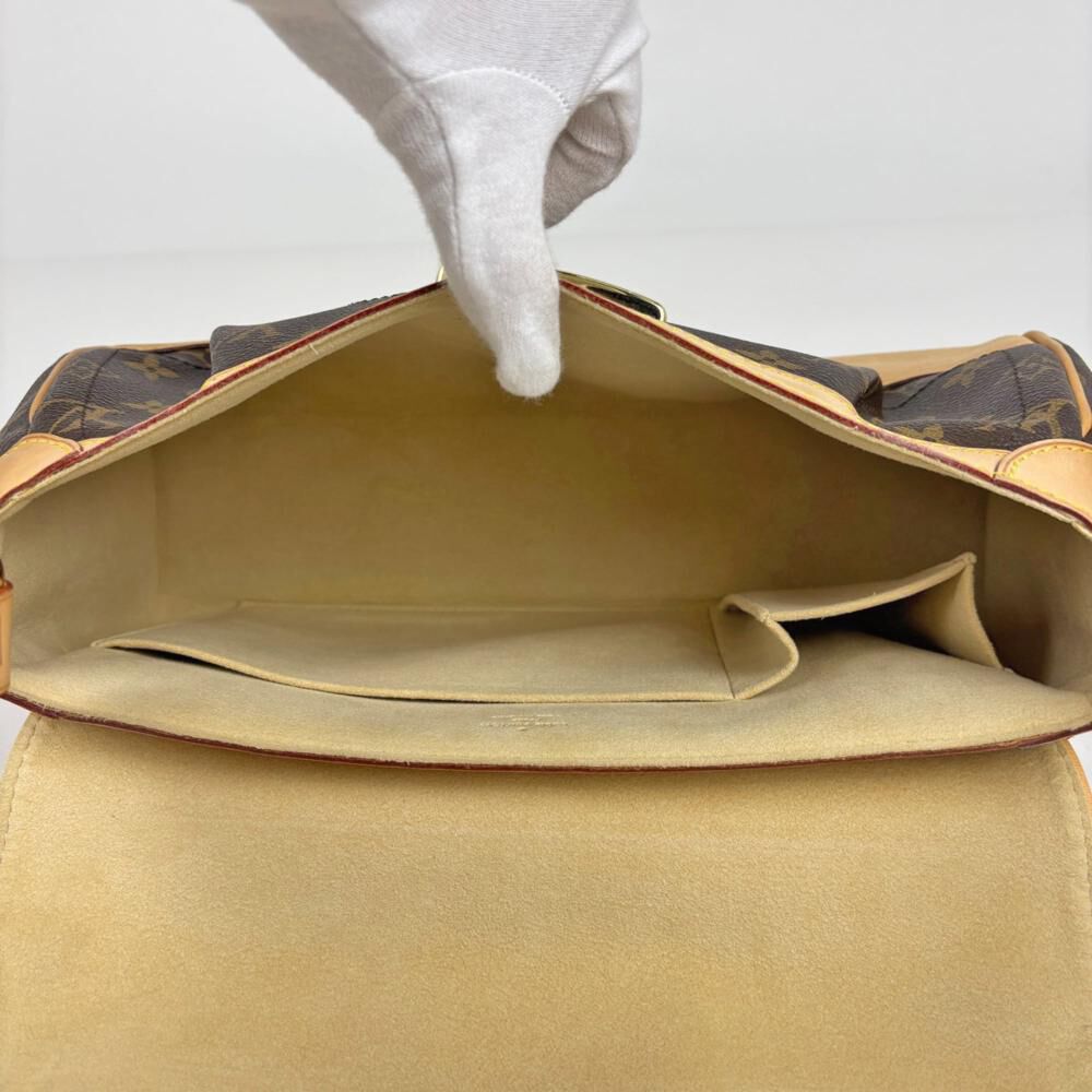 Louis Vuitton Beverly