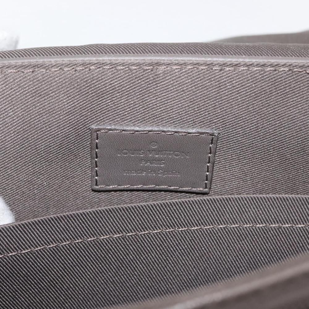 Louis Vuitton District