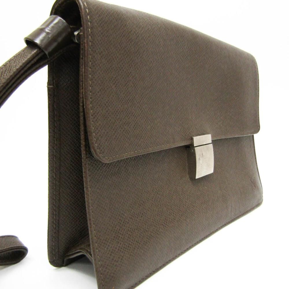 Louis Vuitton Clutch