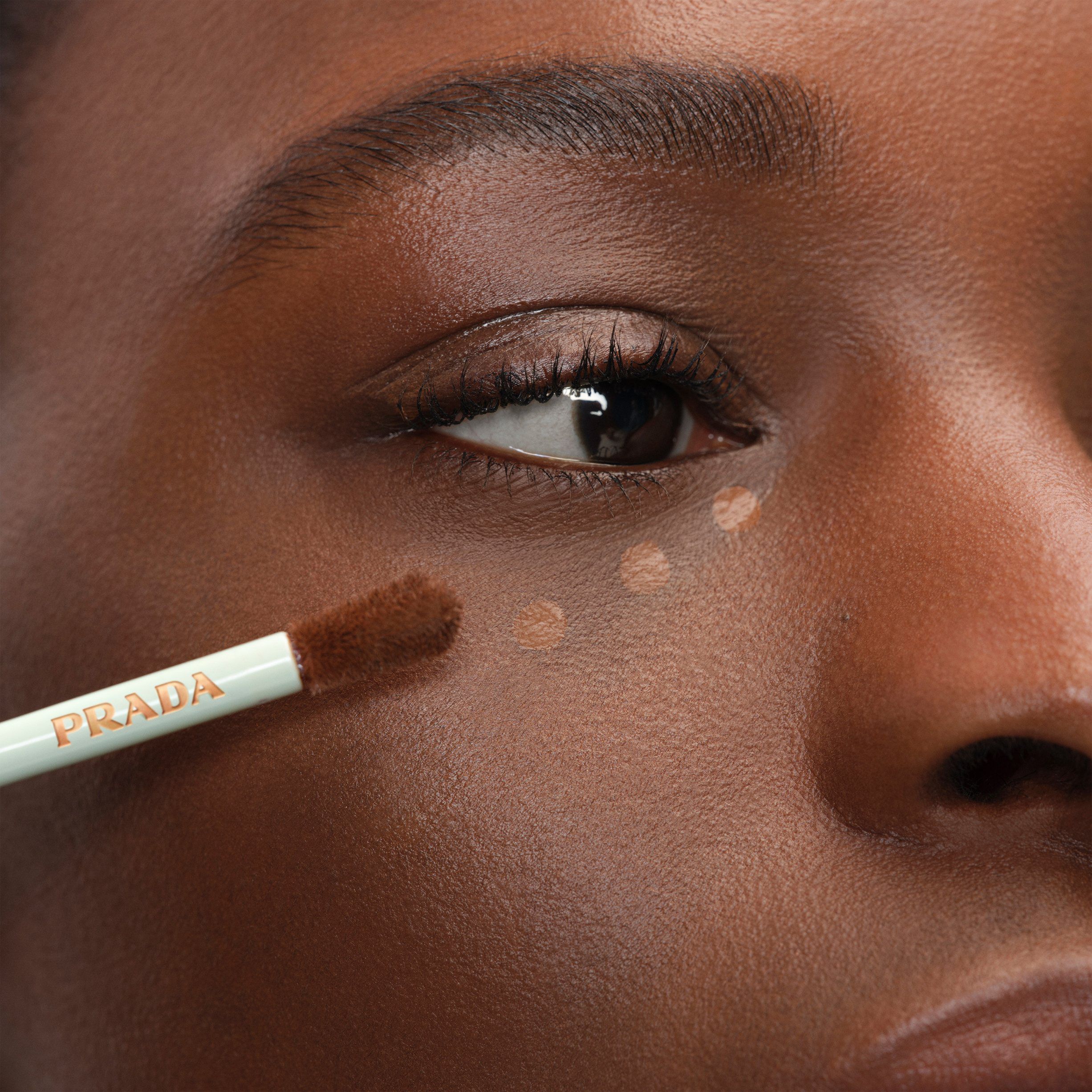 Prada Conceal Concealer - DW9