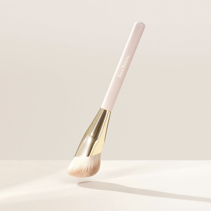 Liquid Touch - Foundation Brush