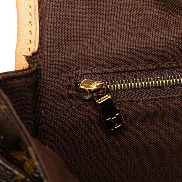 Louis Vuitton Menilmontant