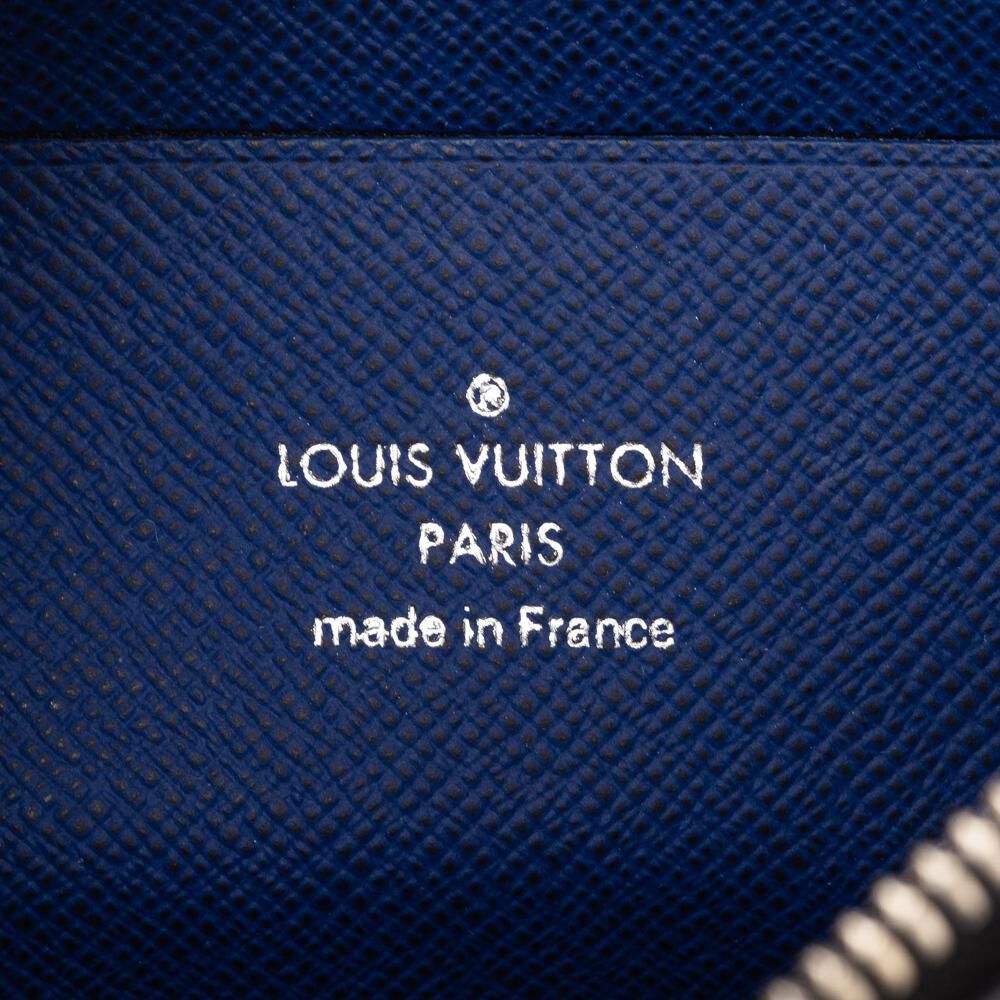 Louis Vuitton Clutch