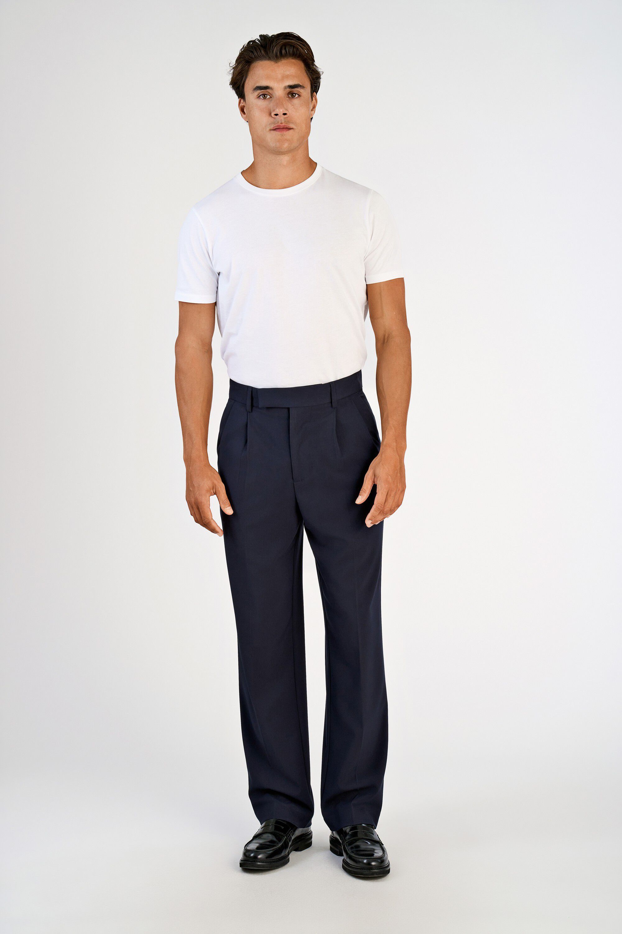 Relaxed pleated formal pants