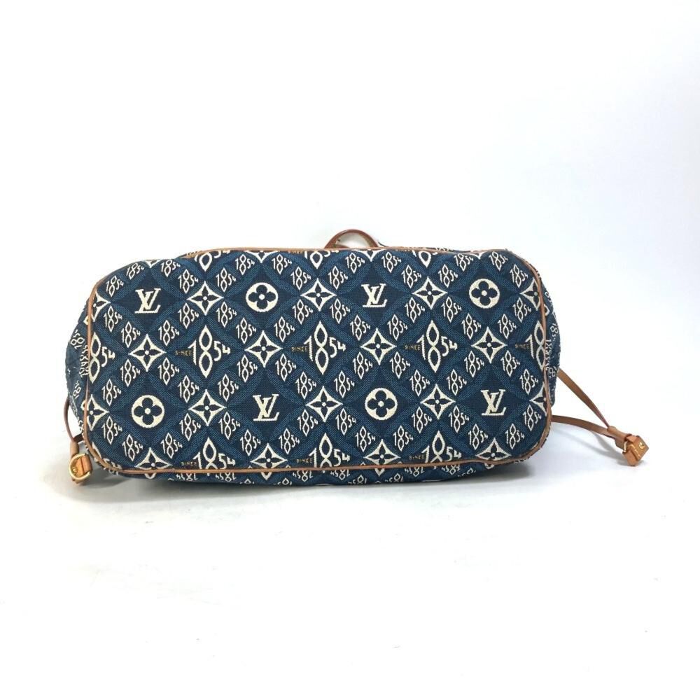 Louis Vuitton Tote