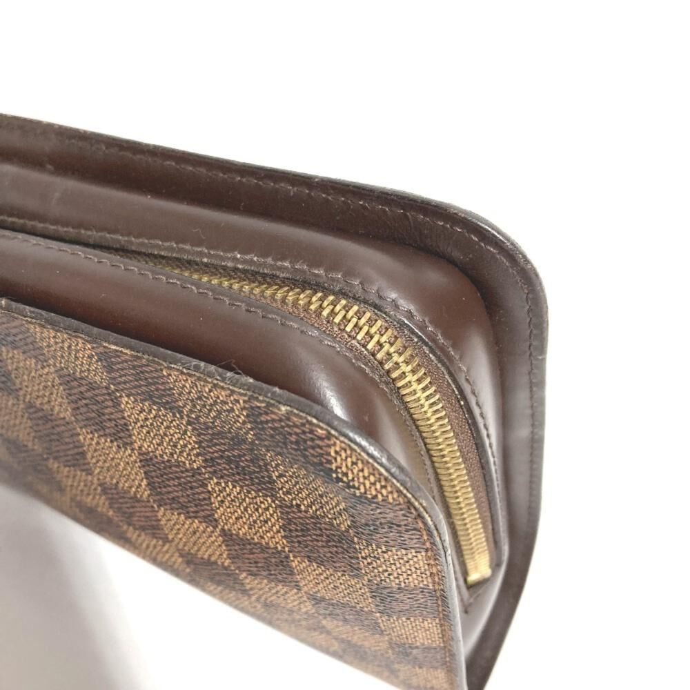 Louis Vuitton Clutch