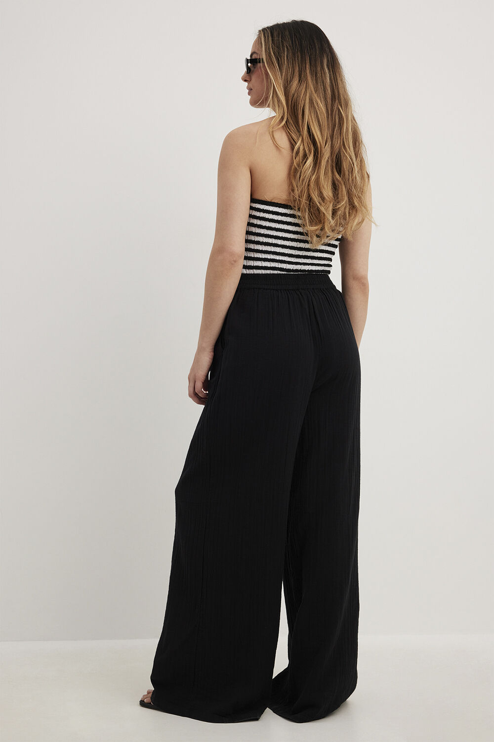 Structured Flowy Elastic Waist Pants