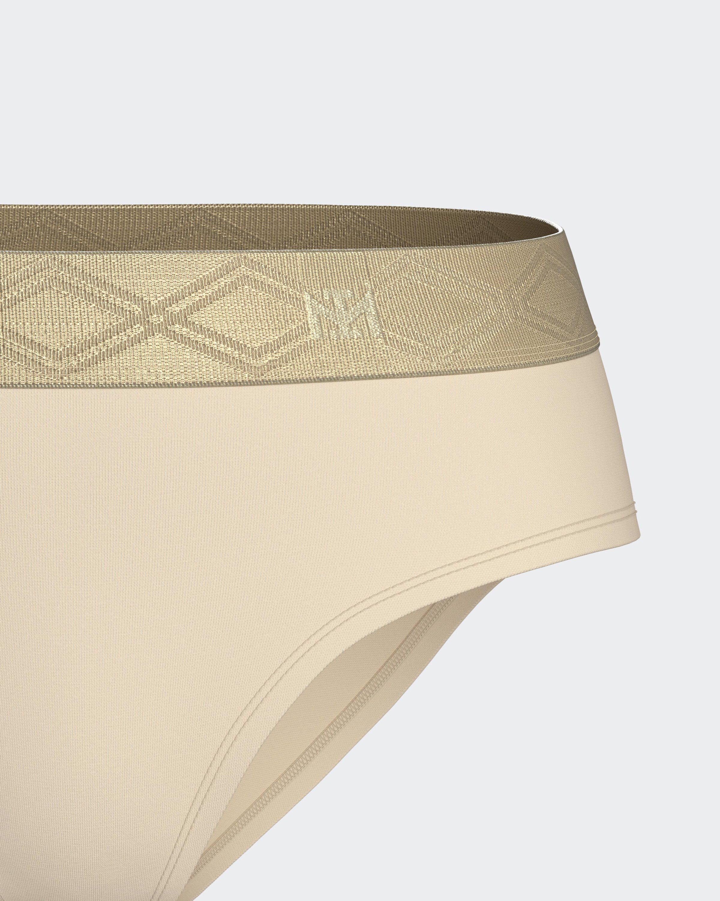Regular Waist panties with elastic waistband