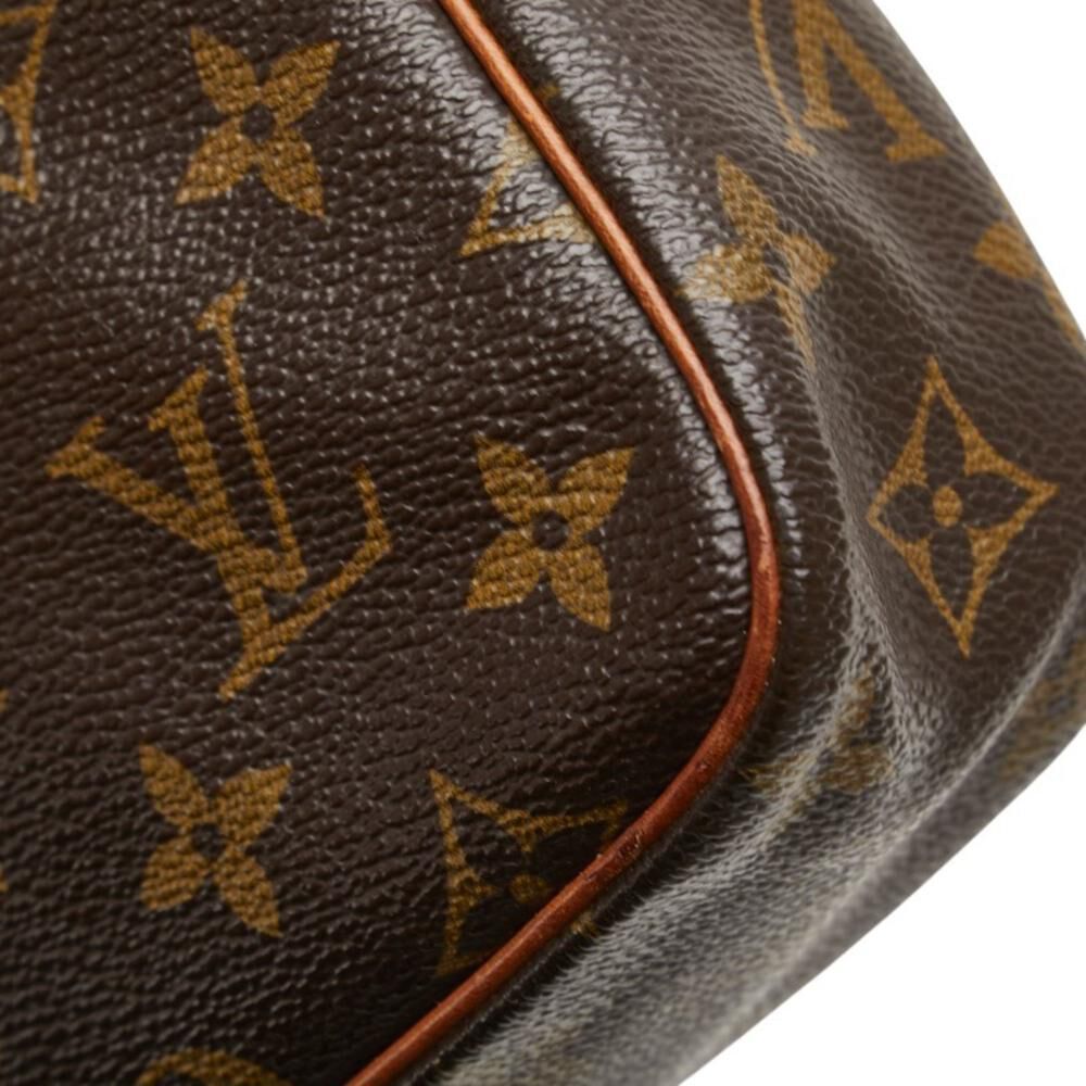 Louis Vuitton Clutch