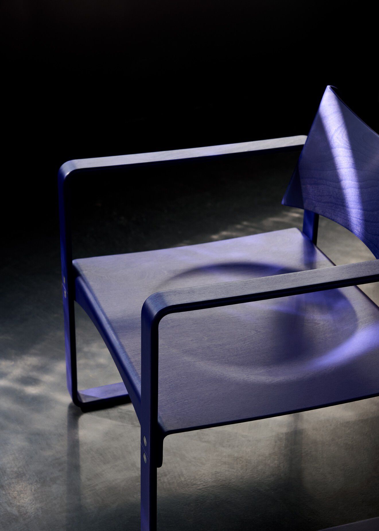 Series 270 F Armchair