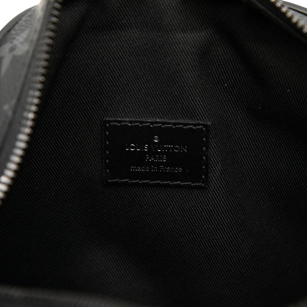 Louis Vuitton Shoulder Bags