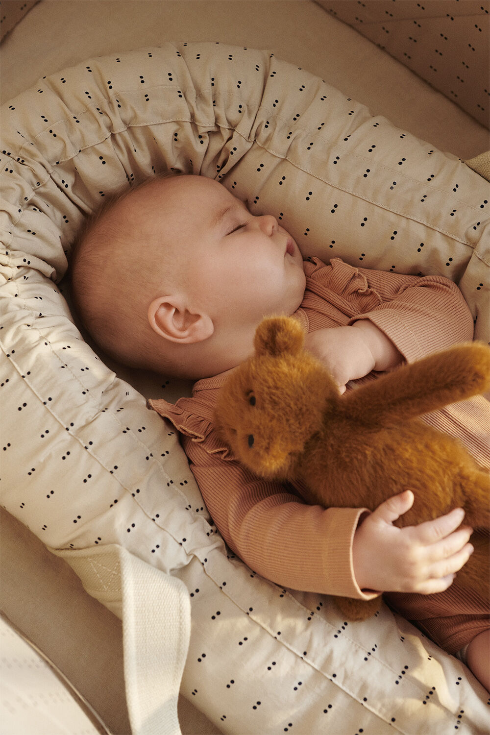 Binnie Bear Small Teddy Golden cara