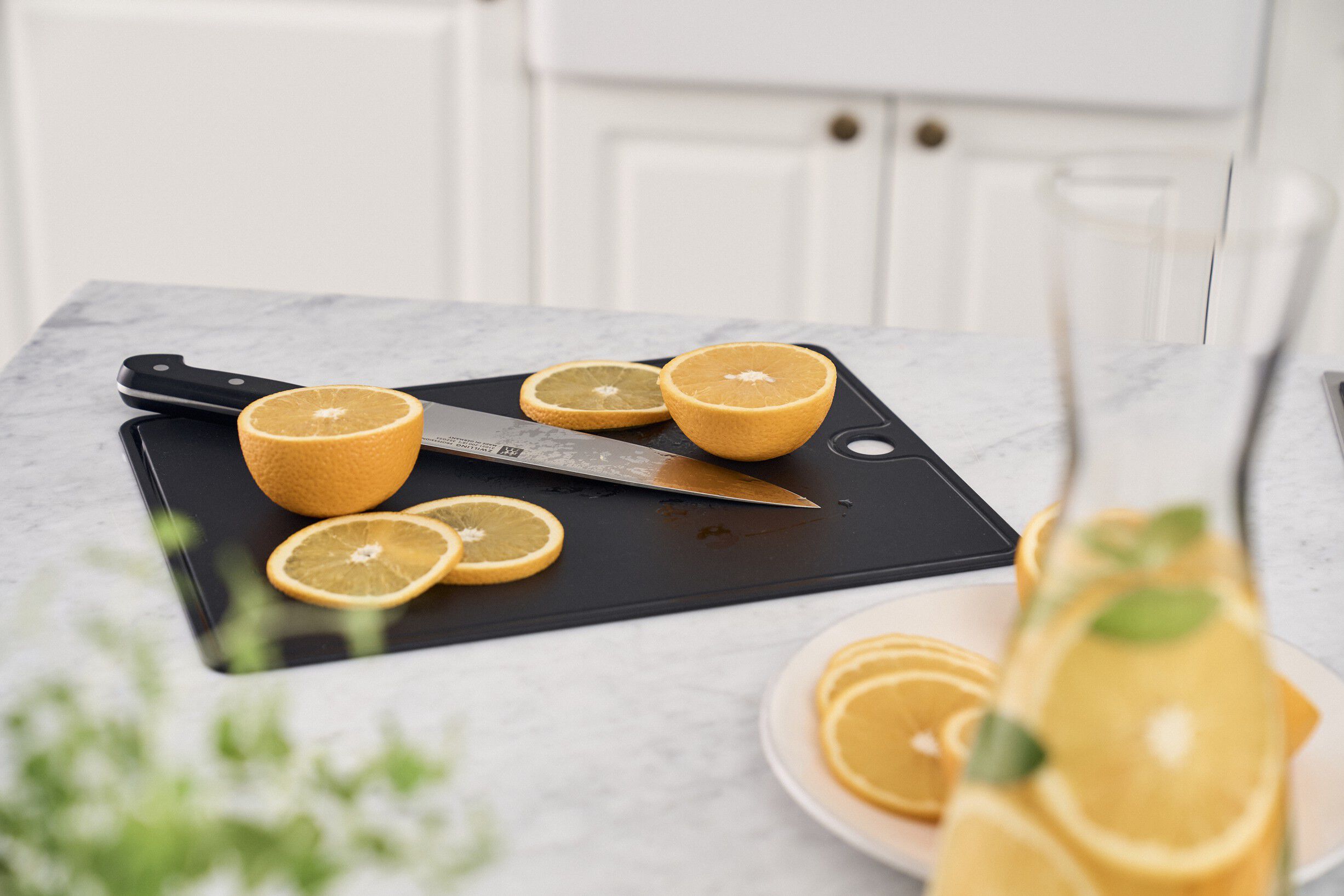 30 cm x 21 cm, Sk&auml;rbr&auml;dor, Svart