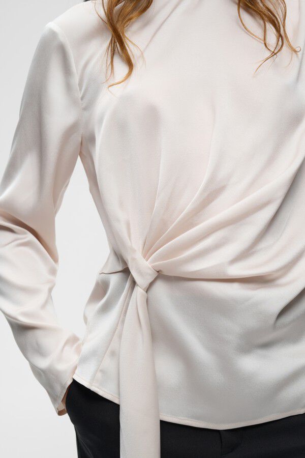 SATINEIW KNOT BLOUSE