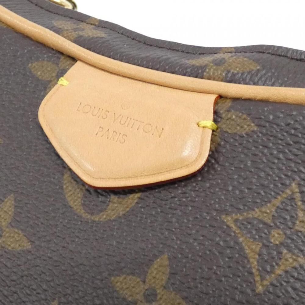 Louis Vuitton Shoulder Bags
