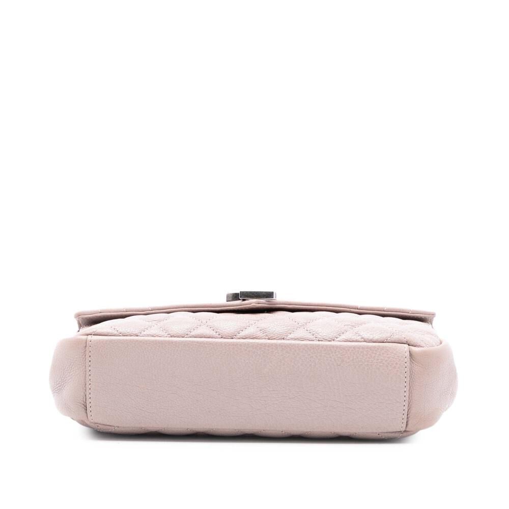 Yves Saint Laurent Shoulder Bag