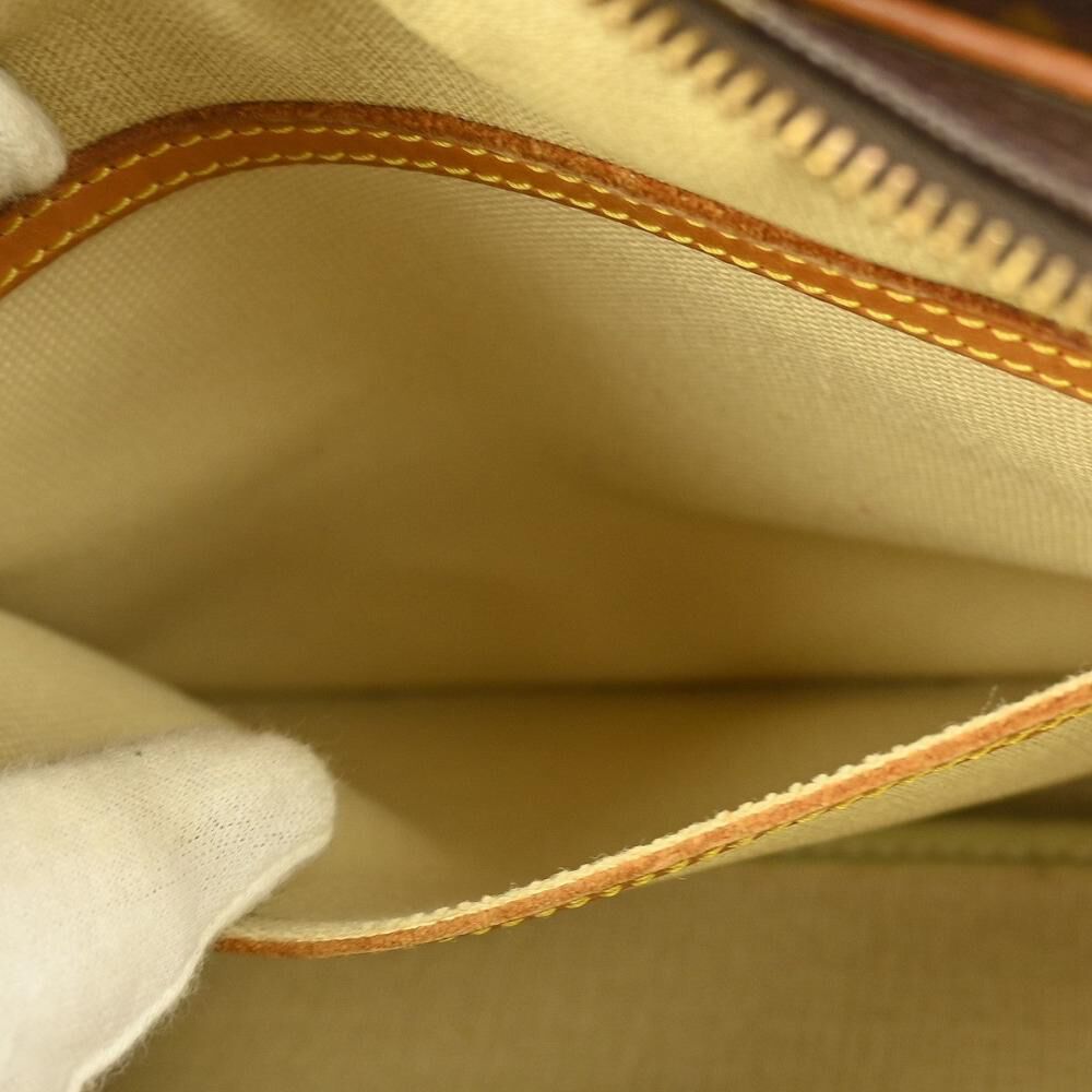 Louis Vuitton Reporter