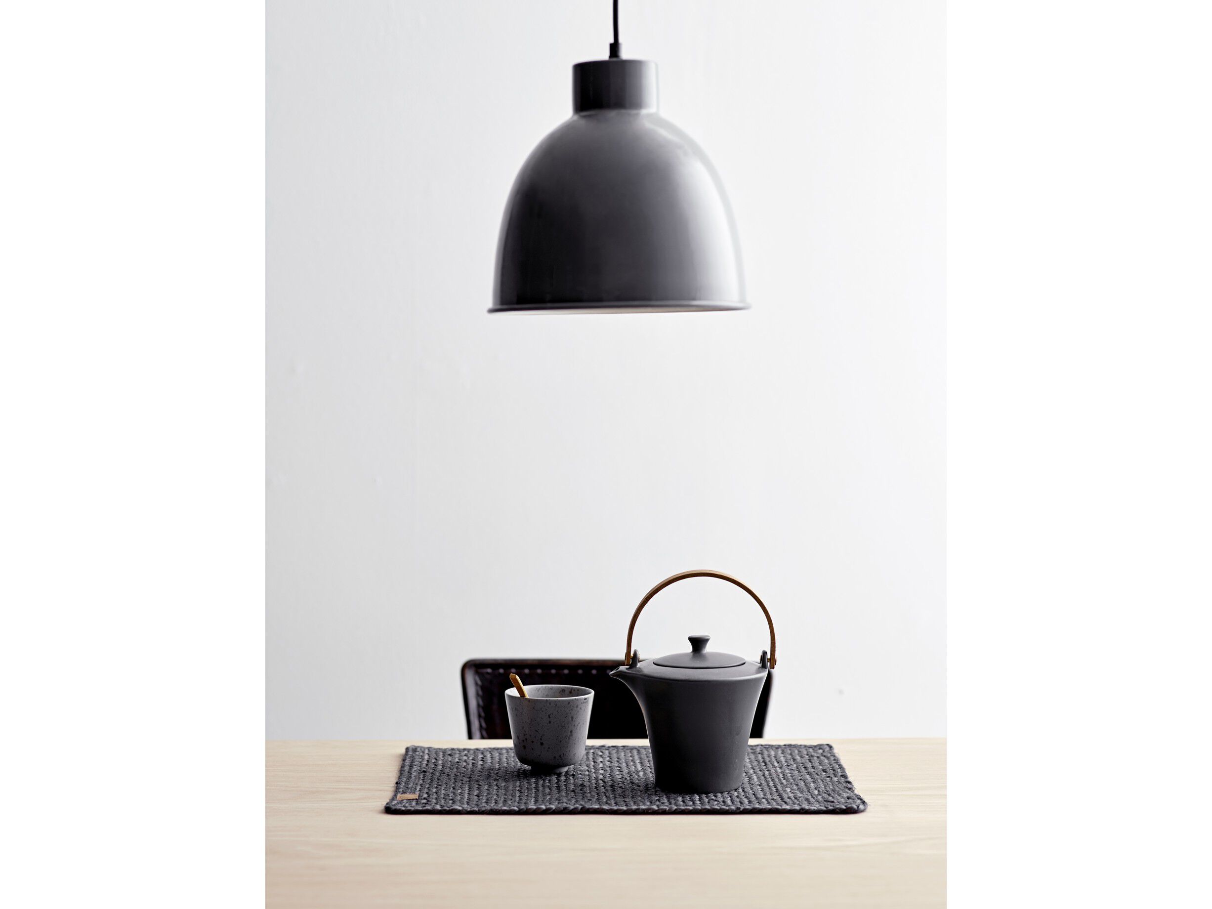 Bordstabl 33x48 Its all Ash