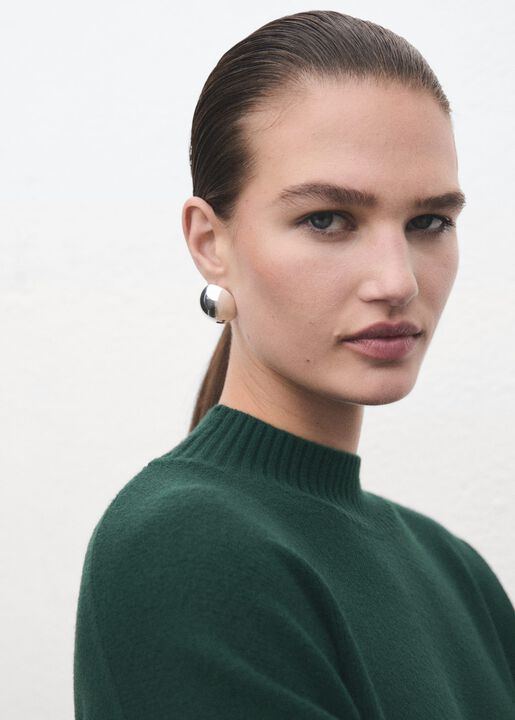 Ribbed turtleneck sweater