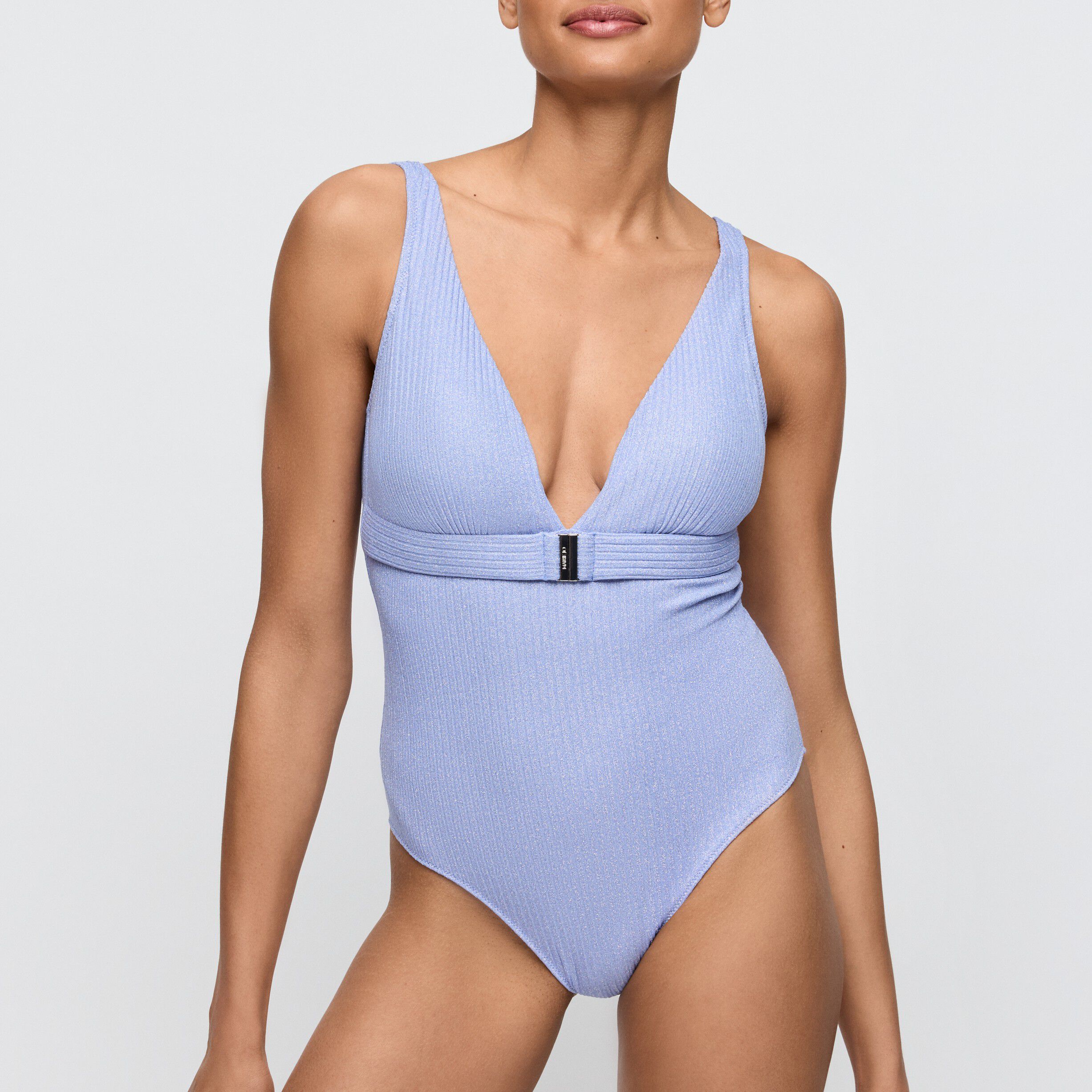 Tinjis plunge swimsuit wireless