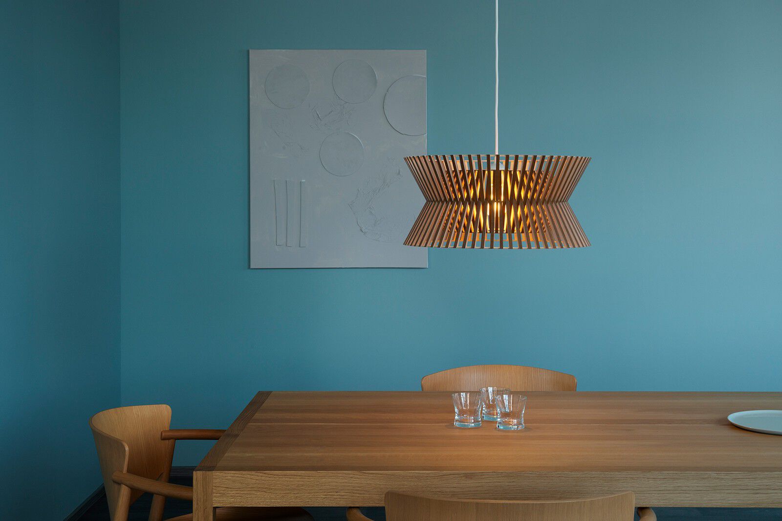Kontro pendant white