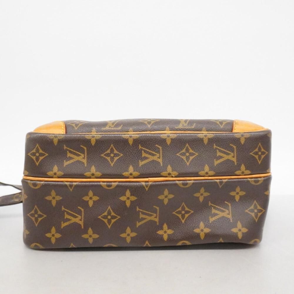 Louis Vuitton Shoulder Bags